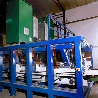 Continue houtlijmmachine Gendringen Houtgroep